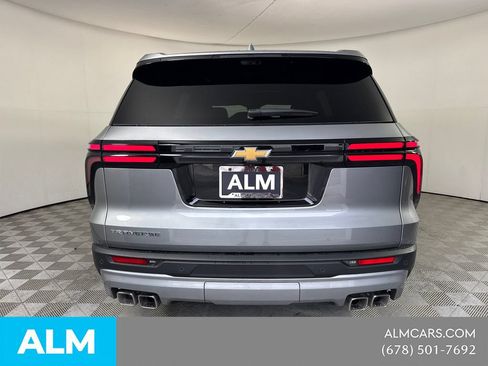 Used 2026 Chevrolet Traverse LT w/ Driver Confidence Package FWD image 7