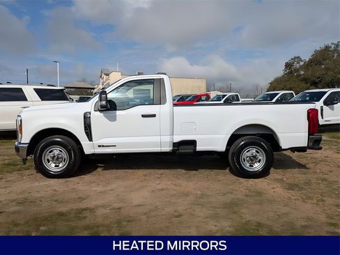 New 2025 Ford F250 XL w/ XL Chrome Package image 9