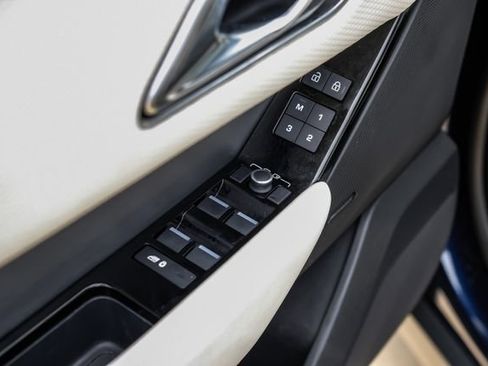 Used 2023 Land Rover Range Rover Velar R-Dynamic S AWD/4WD image 52