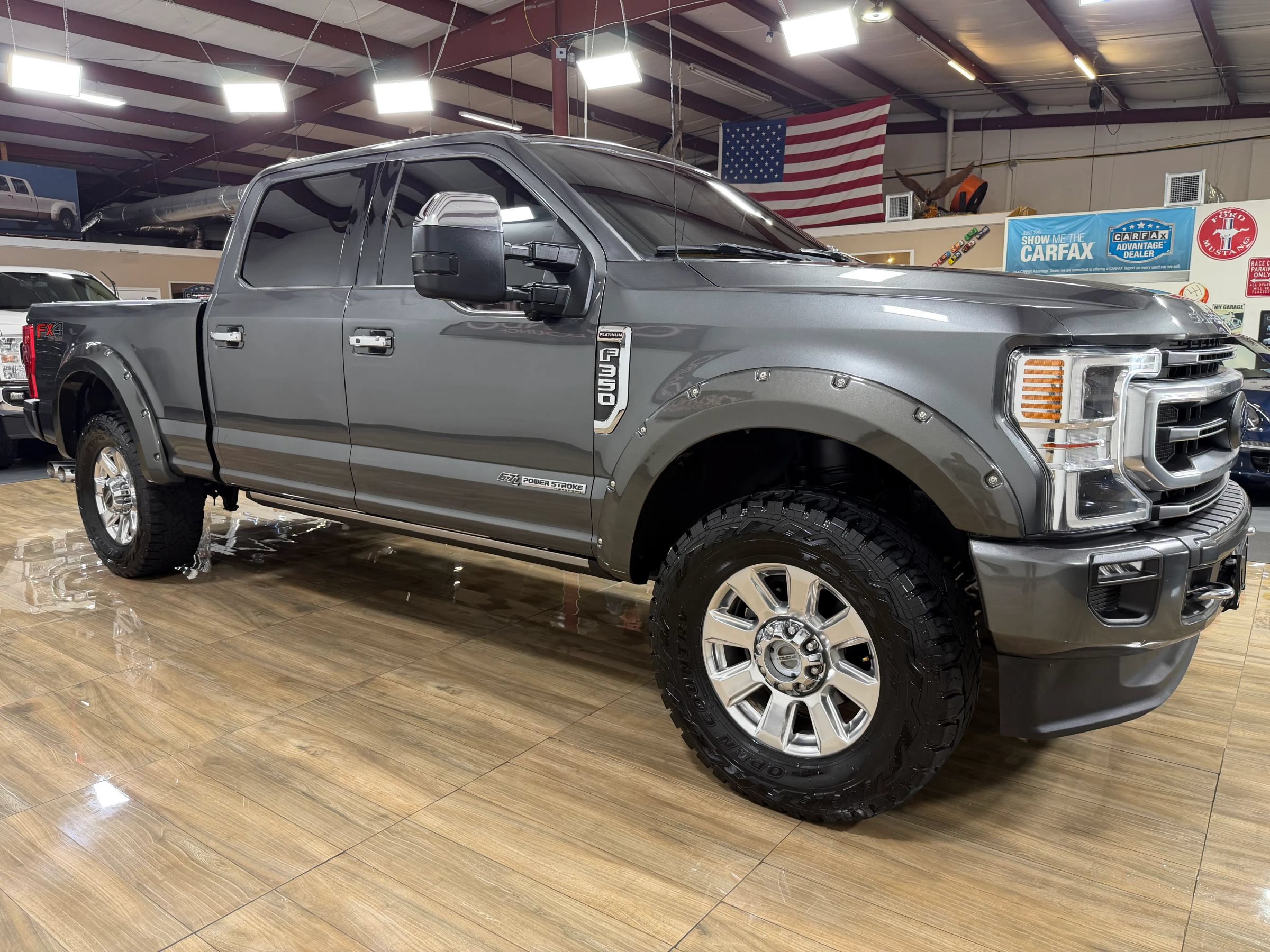 Used 2020 Ford F350 Platinum AWD/4WD image 3