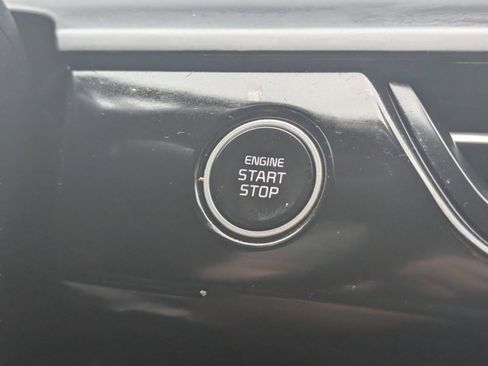 Certified 2024 Kia Seltos X-Line image 37