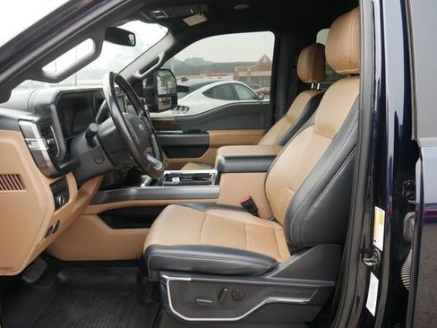 Used 2023 Ford F450 Lariat w/ Lariat Ultimate Package AWD/4WD image 2