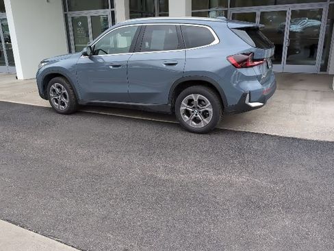 Used 2023 BMW X1 xDrive28i w/ Premium Package image 7