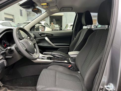 Used 2024 Mitsubishi Eclipse Cross LE AWD/4WD image 17