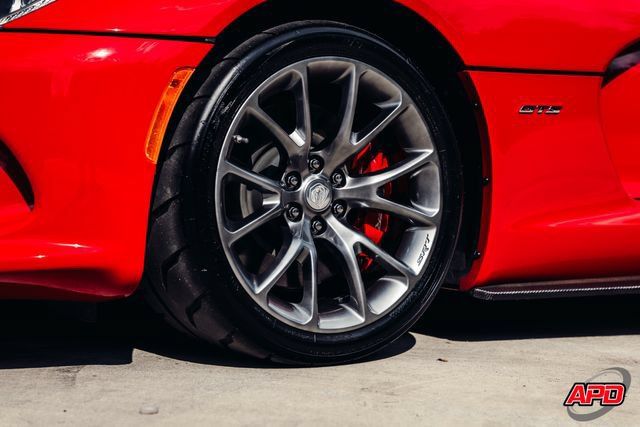 Used 2013 SRT Viper GTS w/ GTS Laguna Interior Pkg RWD image 75