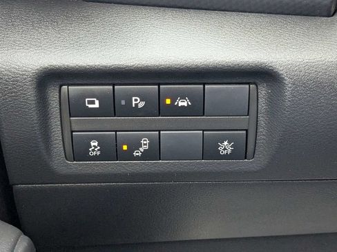 Used 2024 Nissan Kicks S FWD image 19