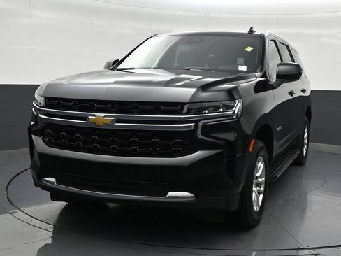 Used 2024 Chevrolet Tahoe LS RWD image 9