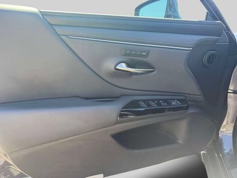 Certified 2024 Lexus ES 350 w/ Premium Package FWD image 21