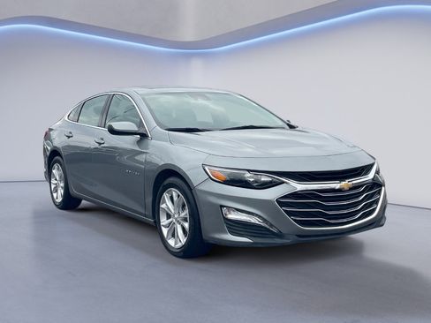 Used 2024 Chevrolet Malibu LT image 1