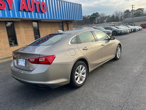 Used 2023 Chevrolet Malibu LT w/ Driver Confidence Package image 5