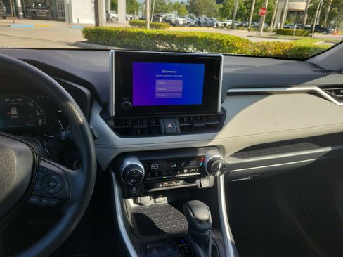 Certified 2025 Toyota RAV4 XLE w/ Convenience Package FWD image 19