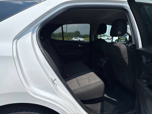 Used 2019 Chevrolet Equinox LT AWD/4WD image 12