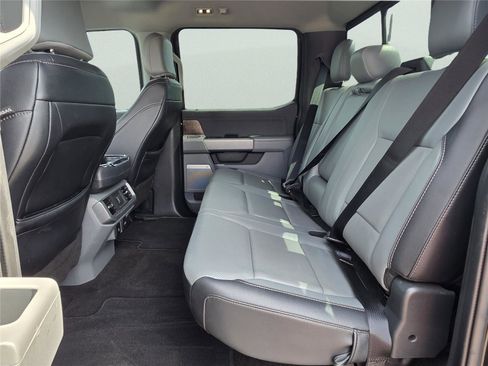 Used 2022 Ford F150 Lariat w/ Equipment Group 501A Mid image 30