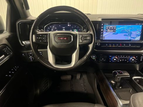 Certified 2022 GMC Sierra 1500 SLT w/ SLT Premium Plus Package AWD/4WD image 19