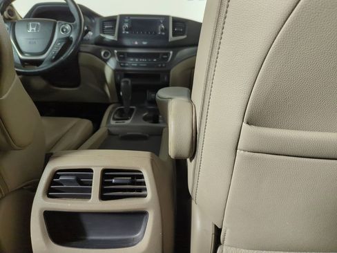 Used 2017 Honda Ridgeline RTL image 31