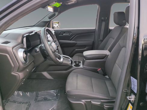 Used 2023 Chevrolet Colorado LT w/ Advanced Trailering Package image 9