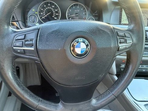 Used 2011 BMW 535i Sedan image 25
