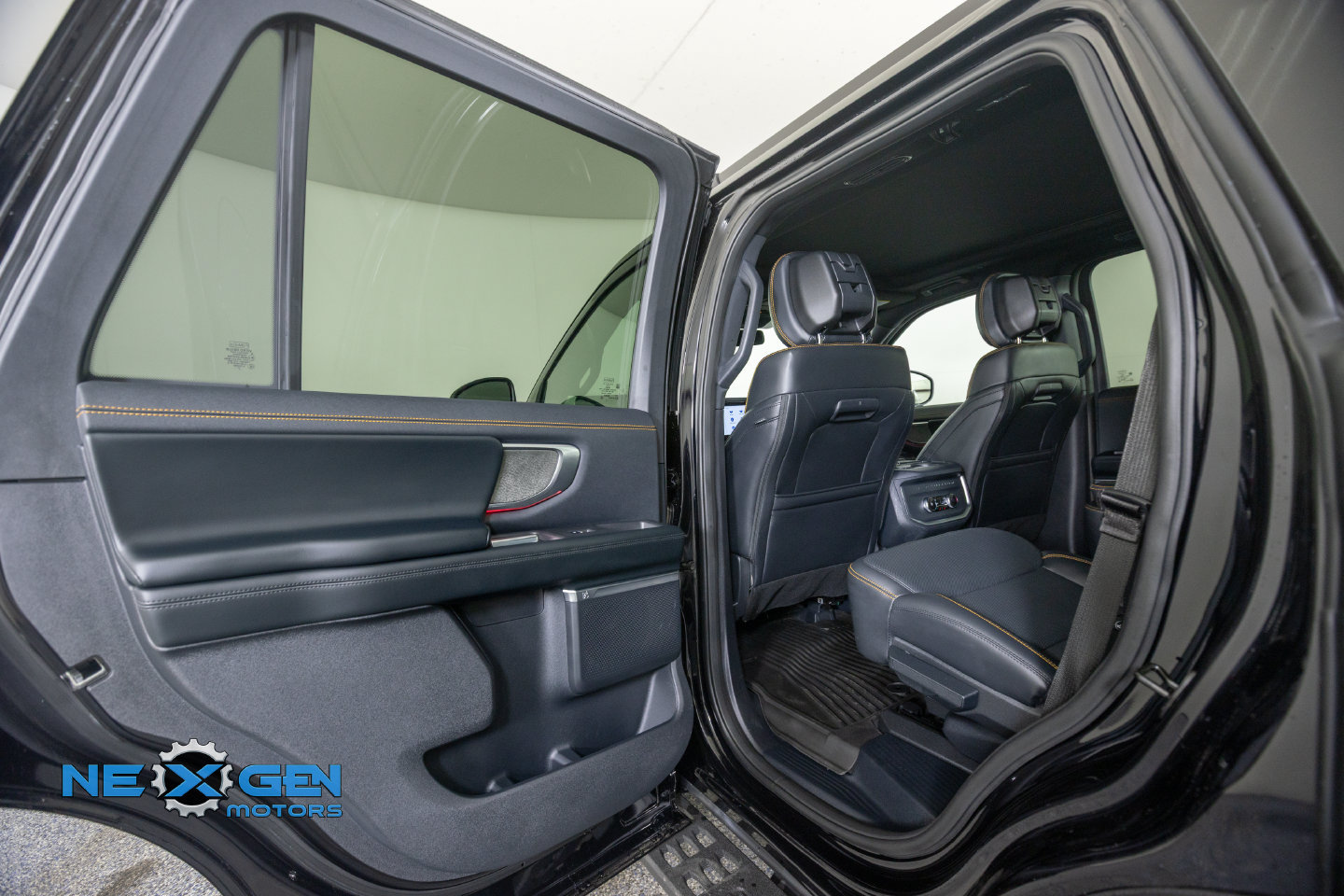 Used 2026 Ford Expedition Tremor AWD/4WD image 29
