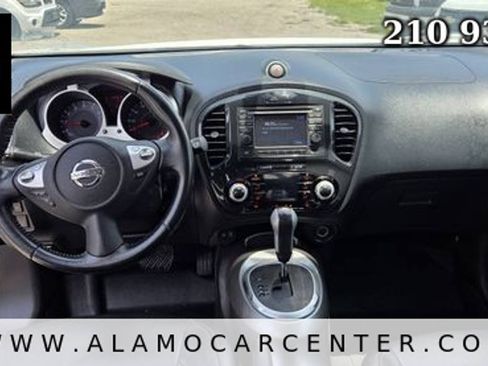 Used 2014 Nissan Juke SL FWD image 31