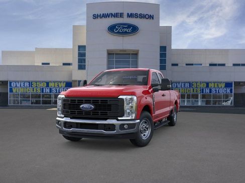 New 2026 Ford F350 XL w/ XL Chrome Package RWD image 2