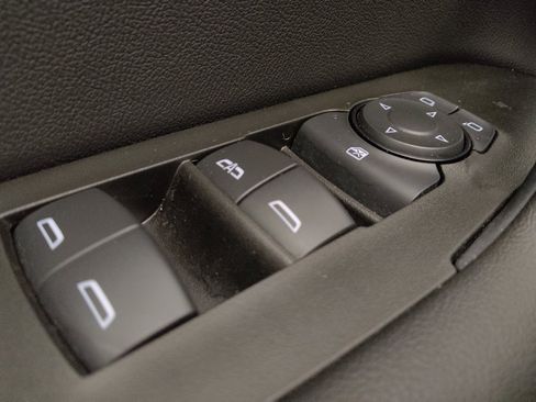 Used 2024 Chevrolet Blazer LT w/ Convenience Package FWD image 27