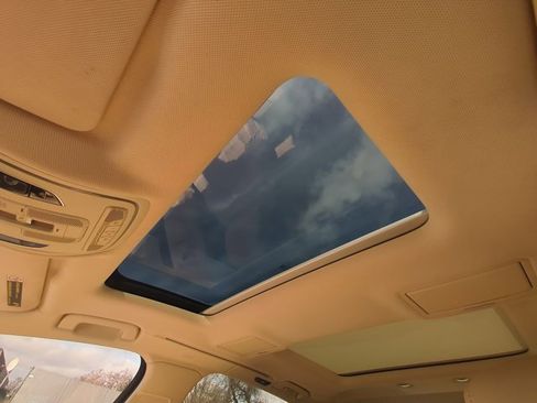 Used 2015 Audi A8 L 3.0T w/ Premium Package image 23