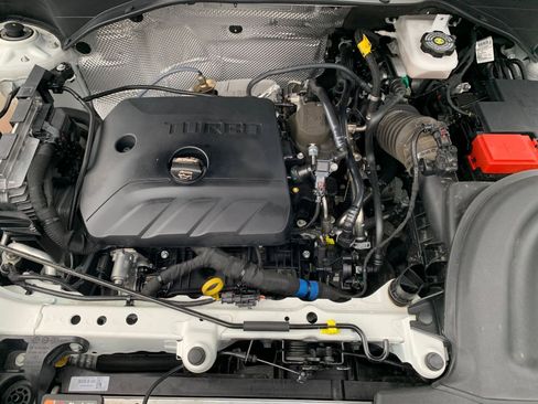 Used 2025 Chevrolet TrailBlazer LT w/ Driver Confidence Package image 30