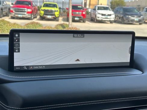 Used 2024 Genesis GV80 3.5T image 16