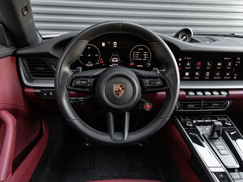 Certified 2025 Porsche 911 Carrera RWD image 18