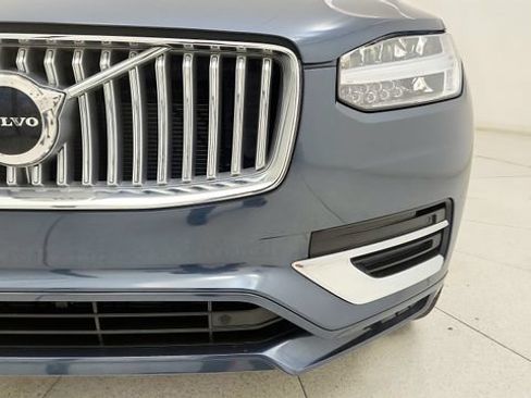 Used 2024 Volvo XC90 B5 Core AWD/4WD image 25