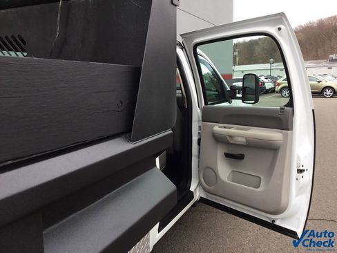 Used 2013 GMC Sierra 3500 W/T w/ Snow Plow Prep Package image 36