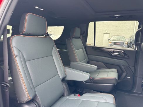 New 2026 GMC Yukon XL AT4 w/ AT4 Premium Package AWD/4WD image 26