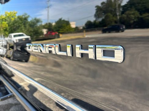 Used 2019 GMC Sierra 3500 Denali w/ Duramax Plus Package AWD/4WD image 18