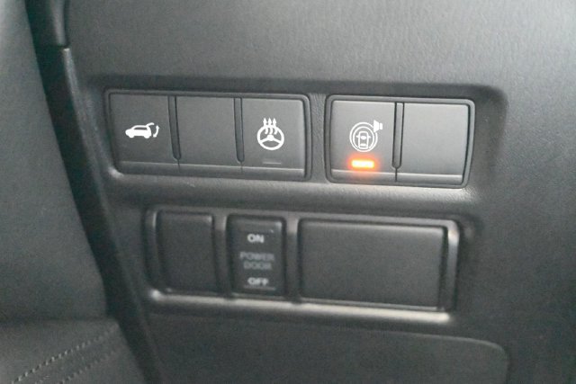 Used 2024 Nissan Armada SL w/ Captain's Chairs Package AWD/4WD image 26