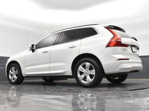 Used 2022 Volvo XC60 B5 Momentum AWD/4WD image 25