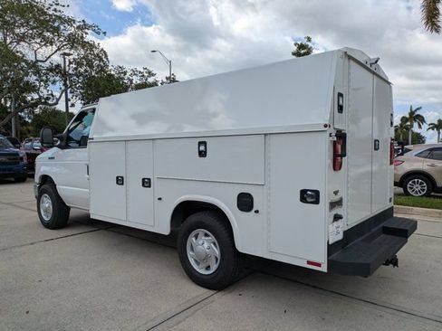 New 2026 Ford E-350 and Econoline 350 Super Duty w/ Power Equipment Group RWD image 4