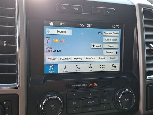 Used 2016 Ford F150 Lariat image 18