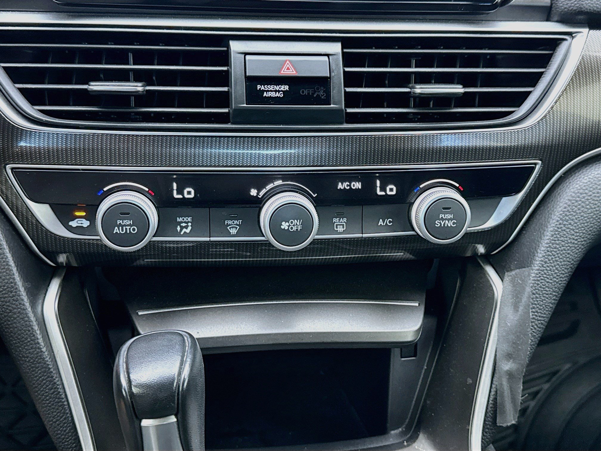 Used 2018 Honda Accord Sport image 12