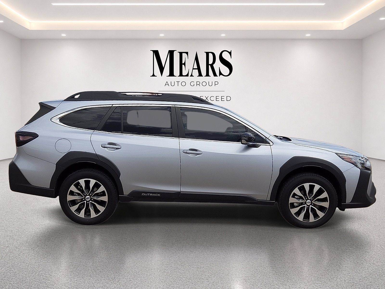 Used 2023 Subaru Outback Limited AWD/4WD image 6