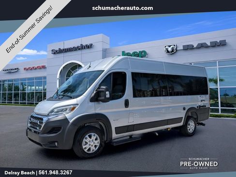 Used 2025 RAM ProMaster 3500 w/ Storage Group FWD image 3