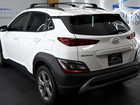 Used 2022 Hyundai Kona SEL image 2