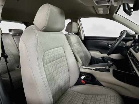 Used 2023 Honda HR-V LX image 42