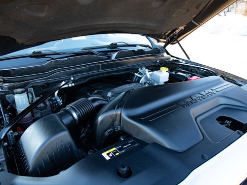 Used 2021 RAM 3500 Tradesman image 31