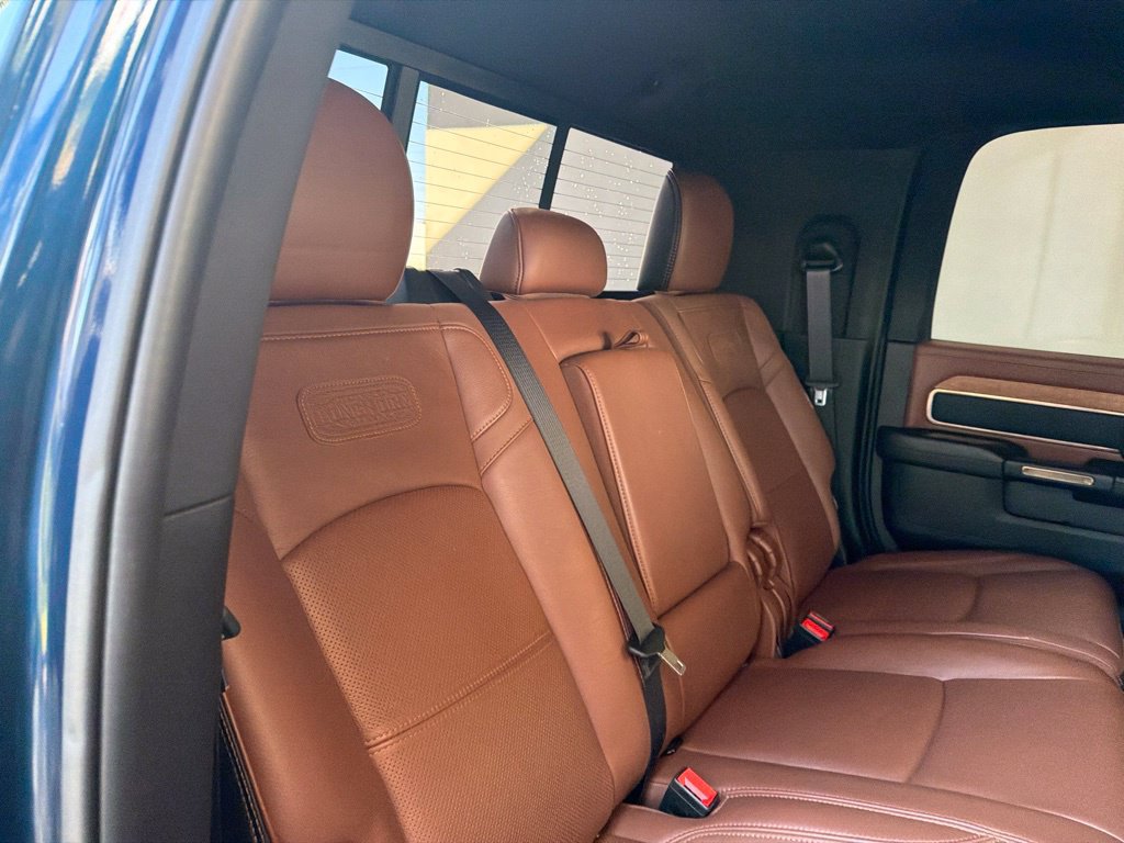 Used 2023 RAM 3500 Limited AWD/4WD image 32