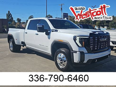 New 2026 GMC Sierra 3500 Denali Ultimate image 1