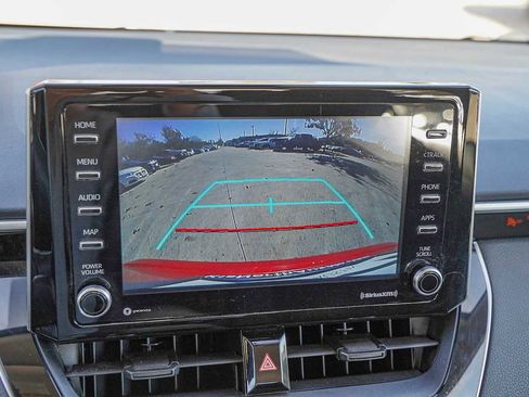 Used 2021 Toyota Corolla LE image 16