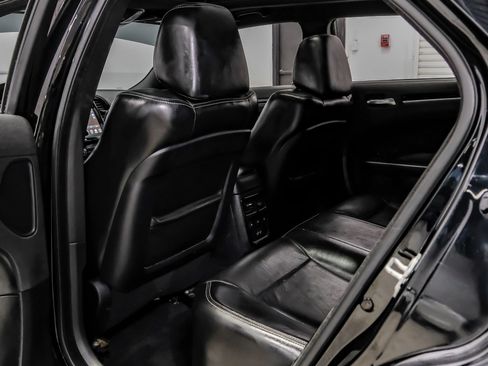 Used 2021 Chrysler 300 S w/ S Model Appearance Package RWD image 46