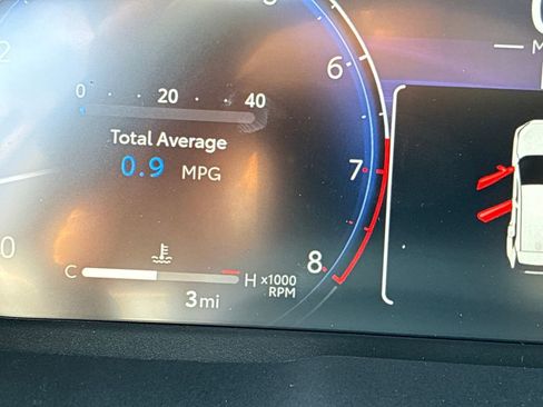 New 2025 Toyota RAV4 Limited image 47