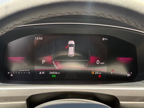 Used 2024 Volkswagen Tiguan SE R-Line FWD image 19