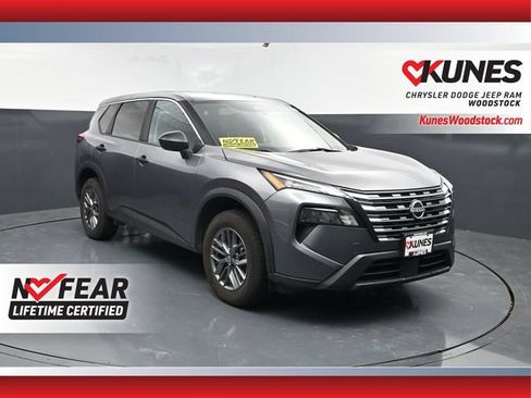 Used 2024 Nissan Rogue S AWD/4WD image 1